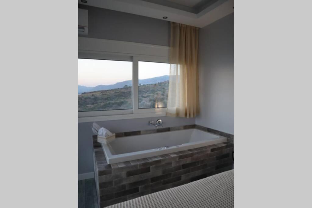 360° View Suites Cos Neápolis Extérieur photo
